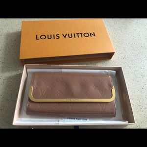 Louis Vuitton patent leather clutch